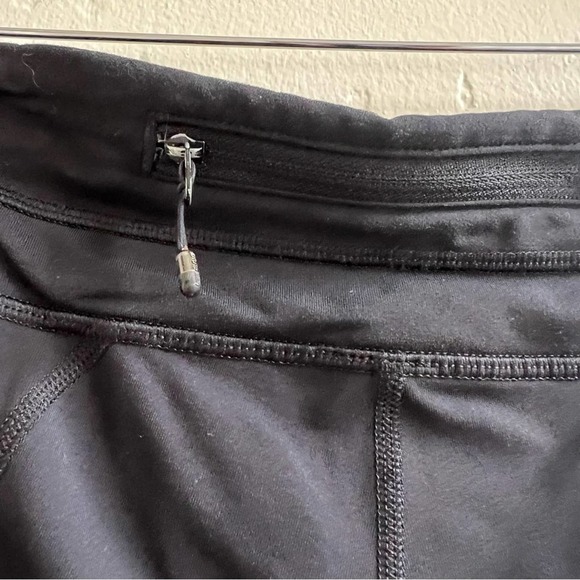 Lululemon Cropped Black Mesh Leggings Size 6 - Picture 4 of 12